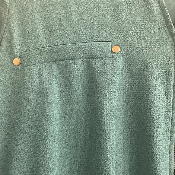 Teal dress. Singh waist. Can be worn as a long sleeve or 3/4 length. - Picture 3 of 6